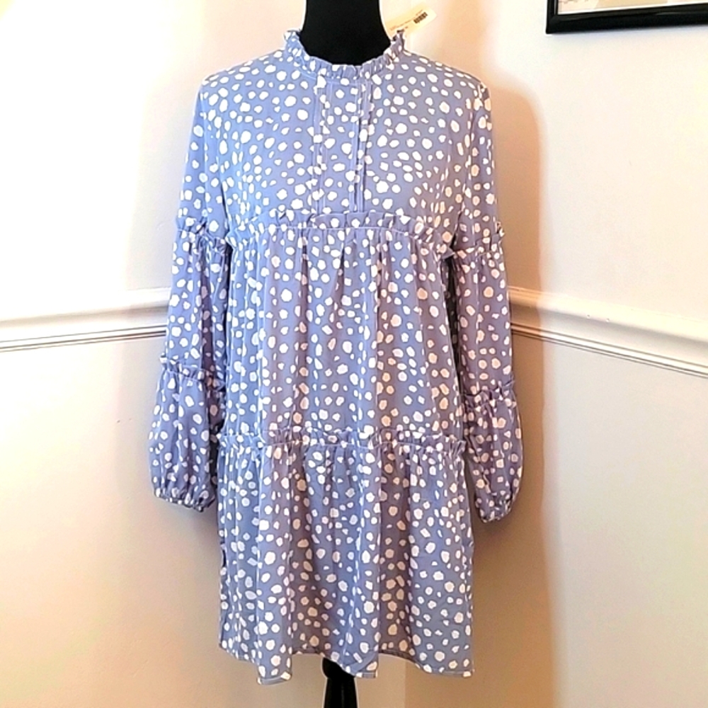 Dress Ruffle and tiered print blue and white Womens Medium